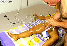 Tease clip of vigorous vibrator rubbing with agarabas and olpr