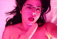 i masturbate my good pussy until i cum