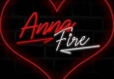 Stepmom in miniskirt with natural breasts