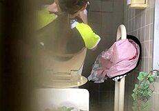 japanese toilet action in part 2, wanna see?