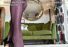 Lara, the Teasing Secretary, Are You Ready for Her Solo Show Tonight?