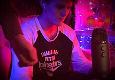 Passionate Gamer And His Friend Casey Donovan!