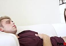 Danni Rivers和Rosalyn Sphinx双胞胎三人行超狂野！