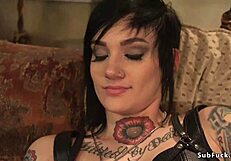 Babe endures bizarre double penetration