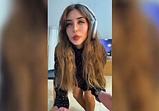 damn, this petite blonde screws me tight while music plays, her pussy grips my cock!