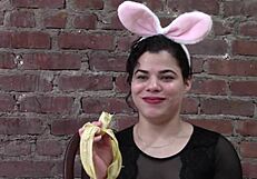 Roxy Loves Banana With Lipstick