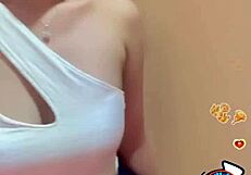 Miu Ngoan! Big Tits And Smooth Skin!