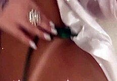 Angel Lima Leva Tony Tigrao Para A Praia!