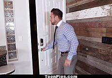 I fuck the hot muslim teen and creampie her