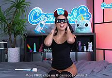 Cute teen 18+ spreads shaved pussy, masturbating intensely with magic wand.