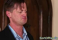 amadora valentina chili da o cu e o cara poe so a cabe�a do penis na bundona