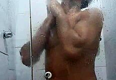 Austrian twink walks in Flamengo landfill then bathes at home