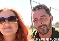 آسفة، بس هو يشبعني بطرق ما تقدرش عليها