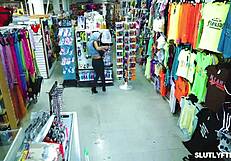 Summer brooks gives blowjob!