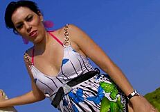 i couldn't resist touching this milf and banging her with protection