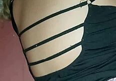 Amateur Vadia Begs to Record Hardcore Cellphone Pounding