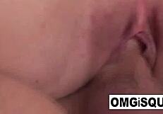 Samantha Sinn ψεκάζεται πάνω σε πούτσα στη πίπα