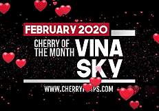 petite asian fingers her wet pussy