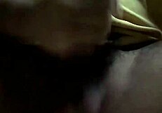 cậu bé nứng cặc thủ dâm bắn tinh tung tóe