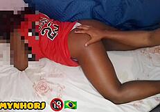 Dotado Explodes In Prima Gostosa's Shaved Pussy With Voyeur Blowjob