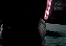 en la oscuridad cogiendo con mi novia de perrito?