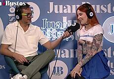 She HAS to KEEP GOING for a SQUIRT!