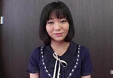 In a quiet town, the elegant tea teacher indulges in passionate blowjobs.