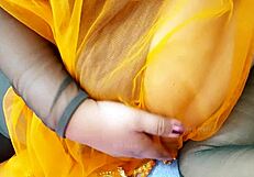 Indian girl delivers intense orgasms