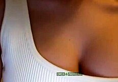 Alessandra learns to shake her tits slower