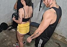 Bisexual gym workout turns into bareback handjob with big cocks!