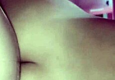 Me encanta sacarle la leche y follarme profundo