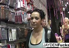 jaydens dressing room solo