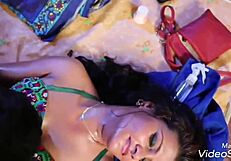 Hot night queen scene