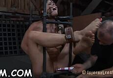 Watch me whip you hard!