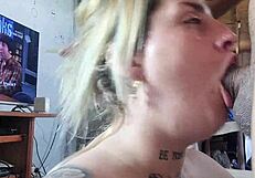 Blonde girlfriend gives deepthroat
