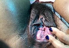 i love this juicy pussy throbbing for me