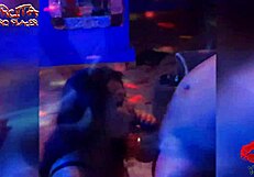 Parti vahşi üçlüye döndü çift penetrasyonla, ha?