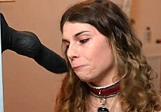 Zeta Paws Dildo Deepthroat With Toys