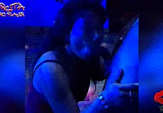 Amateur couple enjoys a wild party with double penetration