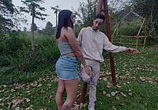 Stepsister Offers Pleasure To Help Forget Ex