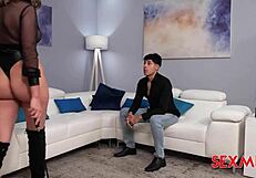 Mexican Secretary Alondra Gives Innocent Blowjob