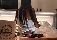 Young Amateur Wife Does Dishes in Bra and Leggings for Voyeur Cam