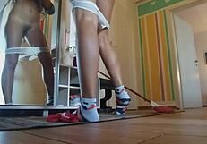 Watch Sexy Amateur Pull No Panties Prank on Delivery Guy