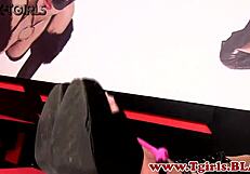 is that mature ebony shemale stroking her hard rod? yes, watch her wank it