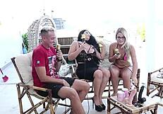 Loira Gostosa Tira A Roupa E Tem A Buceta Chupada - Secretária Mah Sheer Red