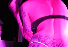 Erotik Meese Dildo Play