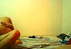 Sexo duro con la novia de mi amigo colombiana horny shaved pussy cumshot