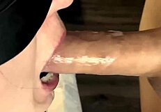 Detailed blowjob leads to deepthroat and cumshot on oral