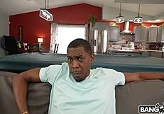 Bangbros - Mila Mars seduces stepfather Jonathan in steamy shower