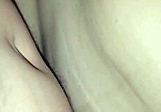 Chupando Y Meti�ndosela En Esa Panocha Carnuda De Mi Esposa